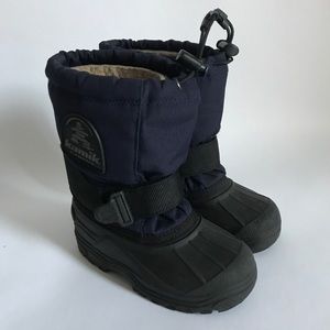 Kamik kids’ Toddler Winter Snow Boot, size 10